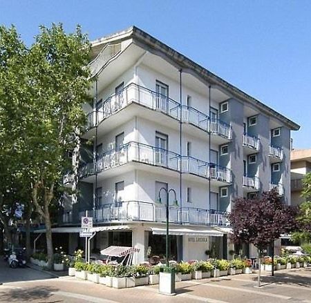 Hotel Lucciola Cattolica Esterno foto