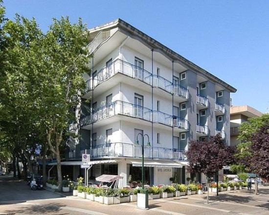 Hotel Lucciola Cattolica Esterno foto