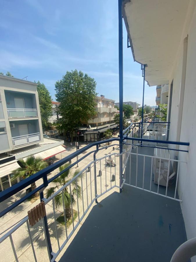 Hotel Lucciola Cattolica Esterno foto